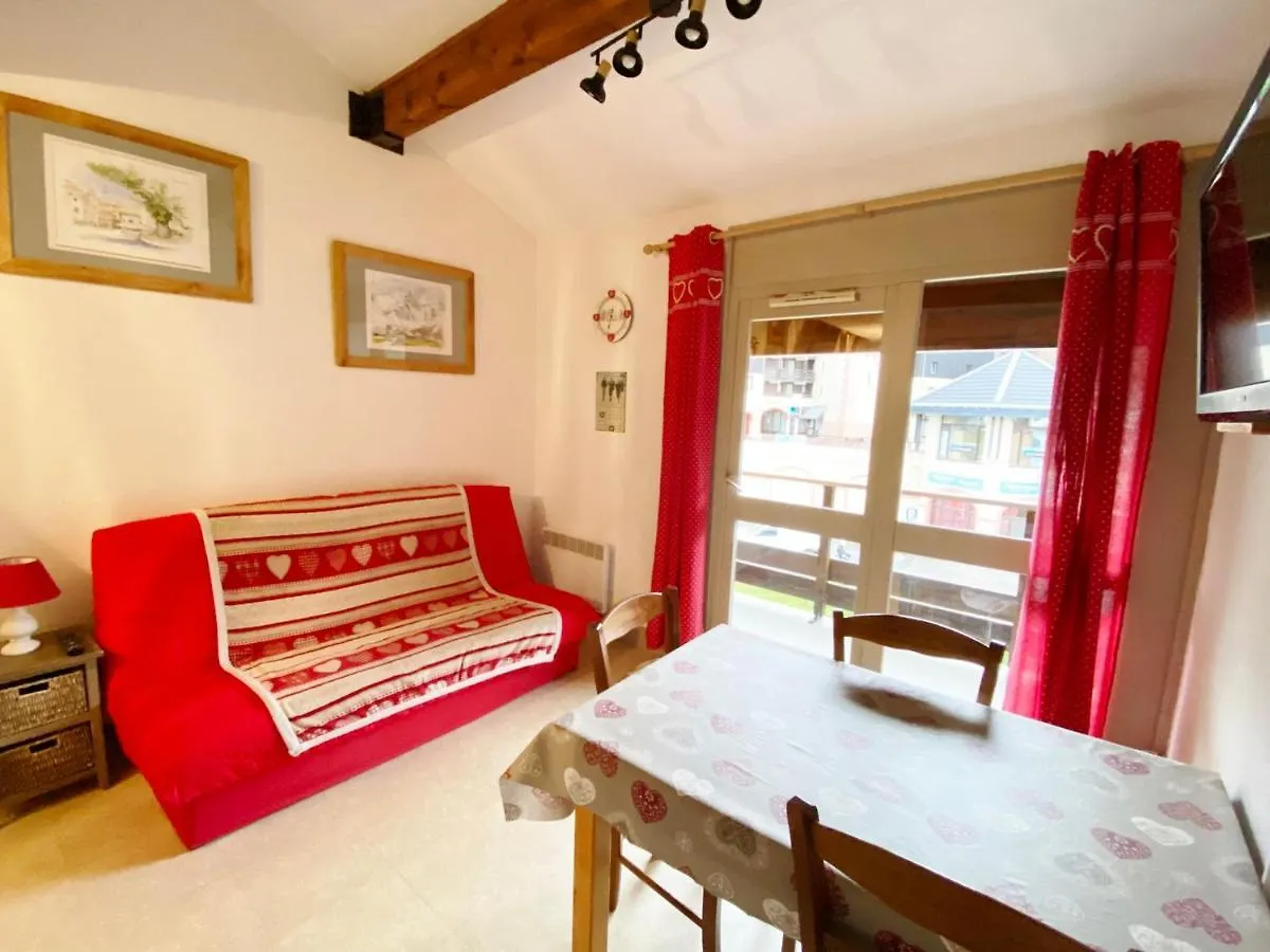 Appartement Cosy 3 Pieces Pour 5 Personnes, Proche Pistes Et Commerces A Morillon 1100 - Fr-1-412-19 0*,  France